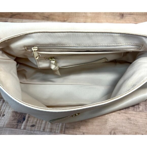 Liz Claiborne Cream Leather Shoulder Bag With Chain Strap & Front Flap Closure - Picture 5 of 5